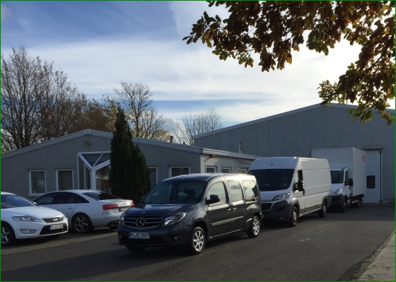 Abfahrt zur productronica 2015 bei Herbstsonne Abfahrt zur productronica 2015 bei Herbstsonne